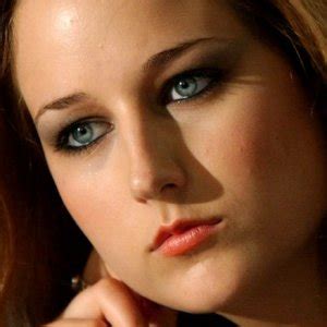 Why Hollywood Wont Cast Leelee Sobieski Anymore